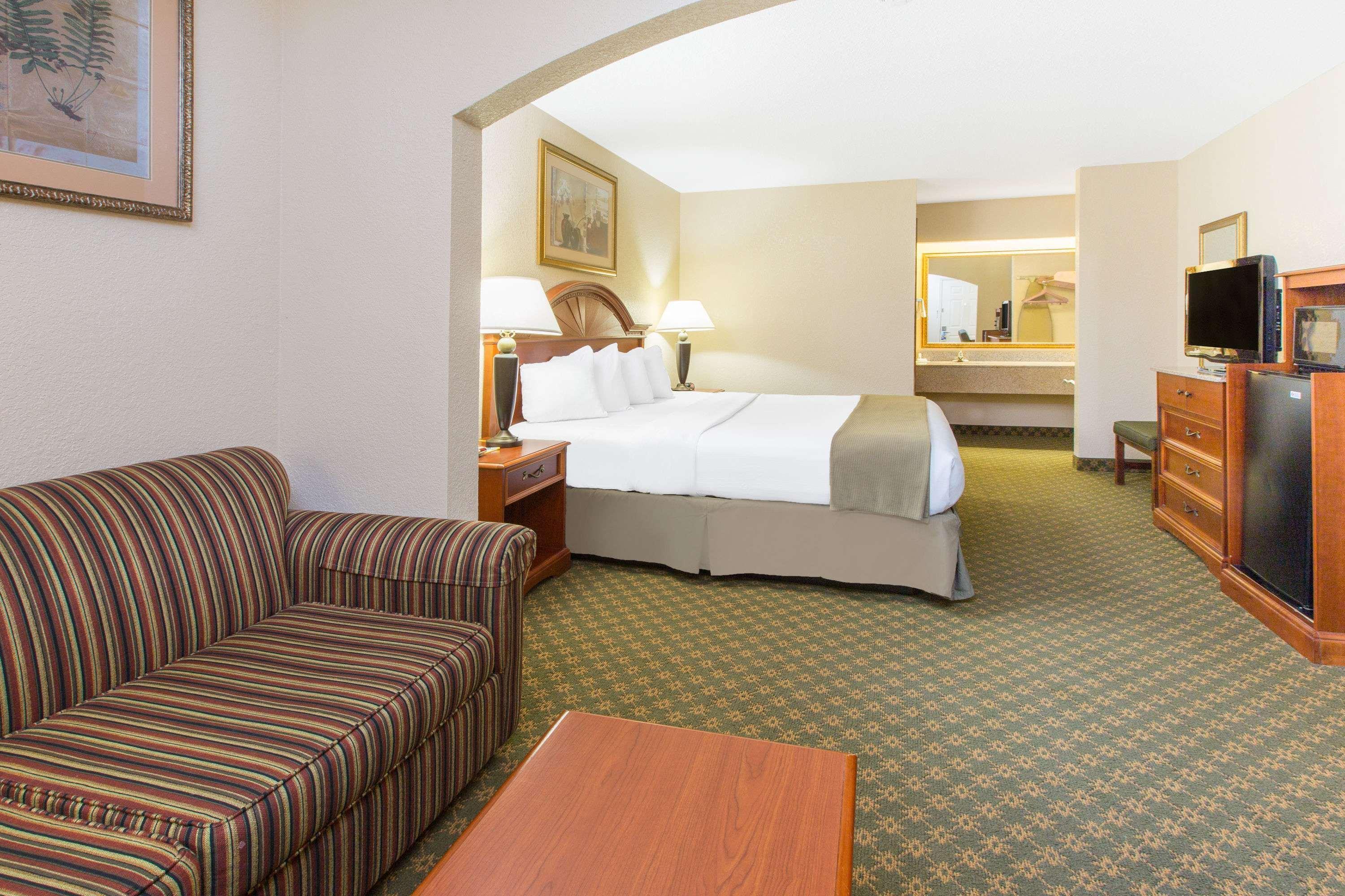 Days Inn By Wyndham Lonoke Εξωτερικό φωτογραφία